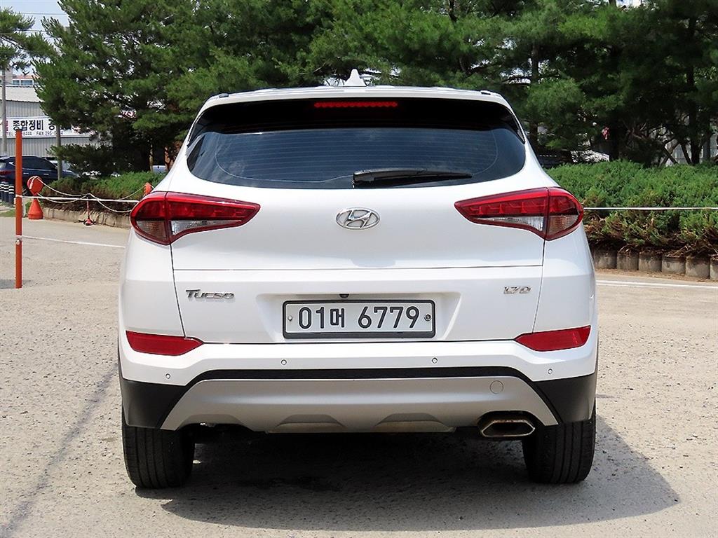 HYUNDAI Tucson - Vista 4