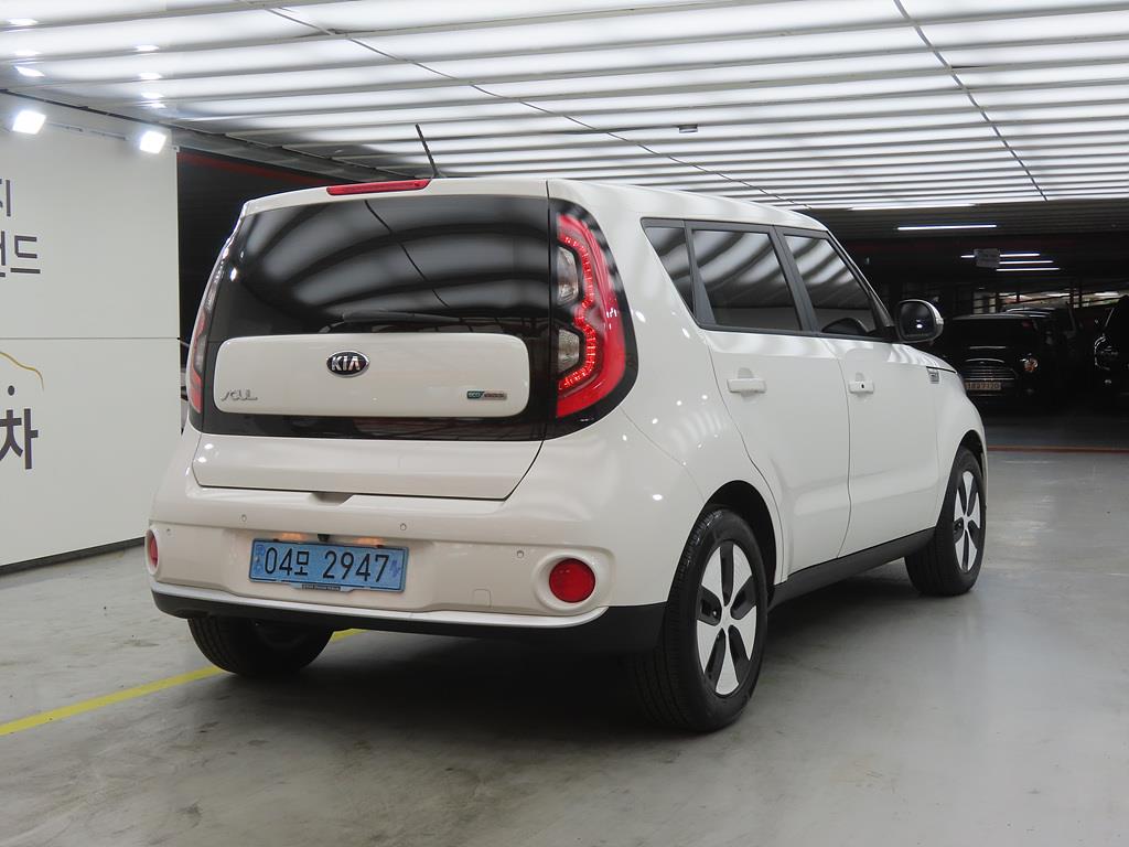 KIA Soul - Vista 4