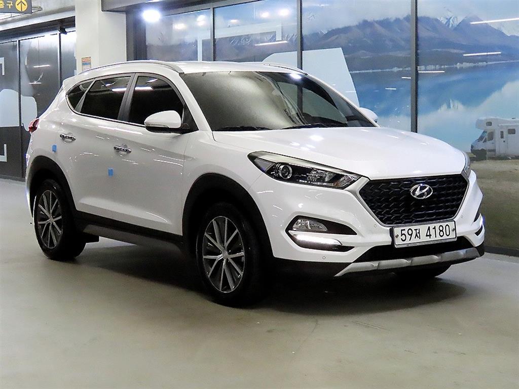 HYUNDAI Tucson 2017 Blanco - Importación desde Corea - HF Imports Iquique - Foto 1