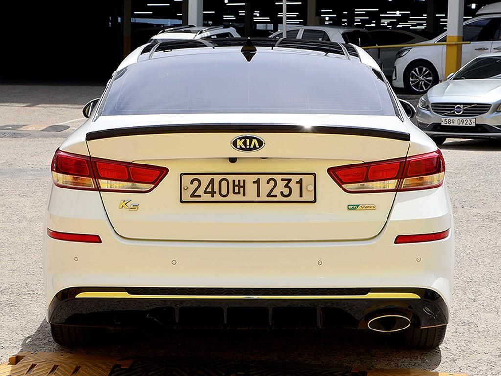 KIA K5 - Vista 5