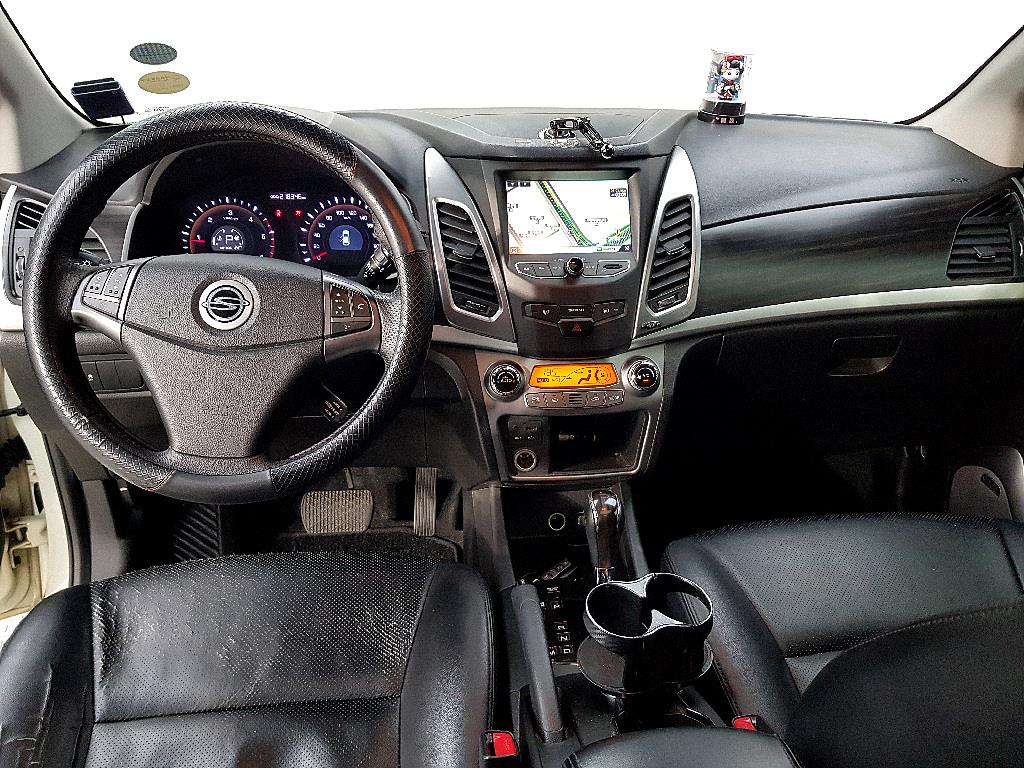 Ssangyong Korando - Vista 5