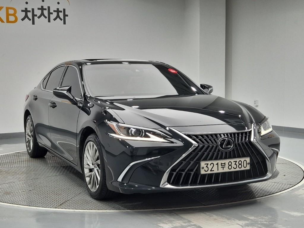 Lexus ES - Vista 4