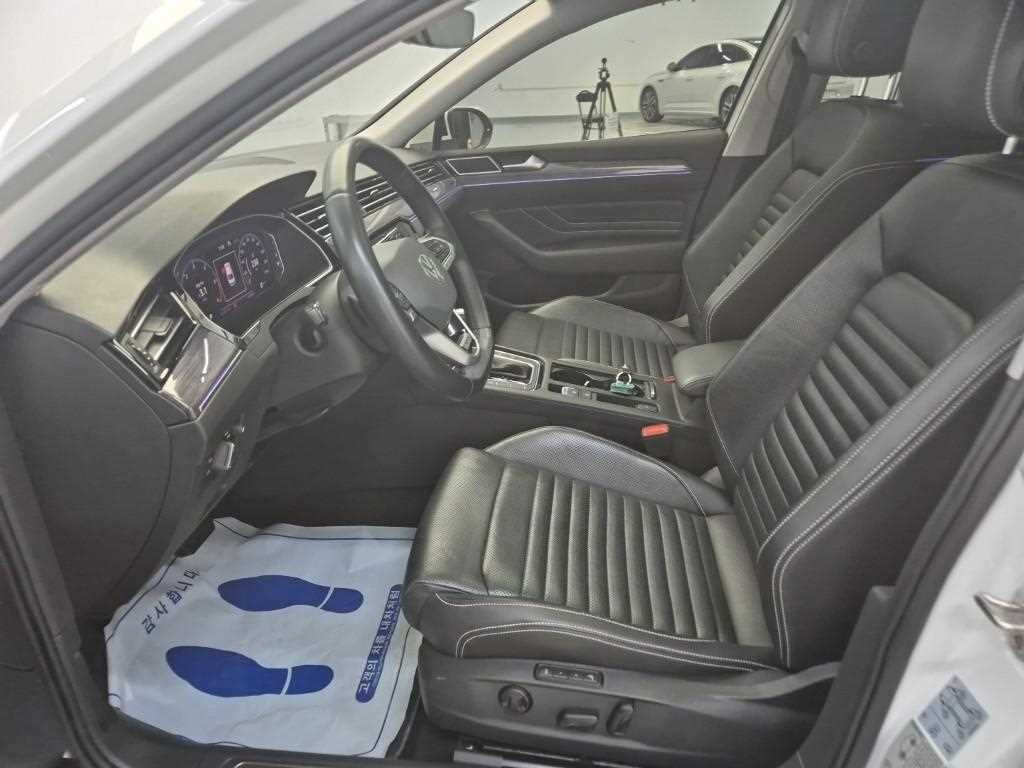 Volkswagen Passat - Vista 11