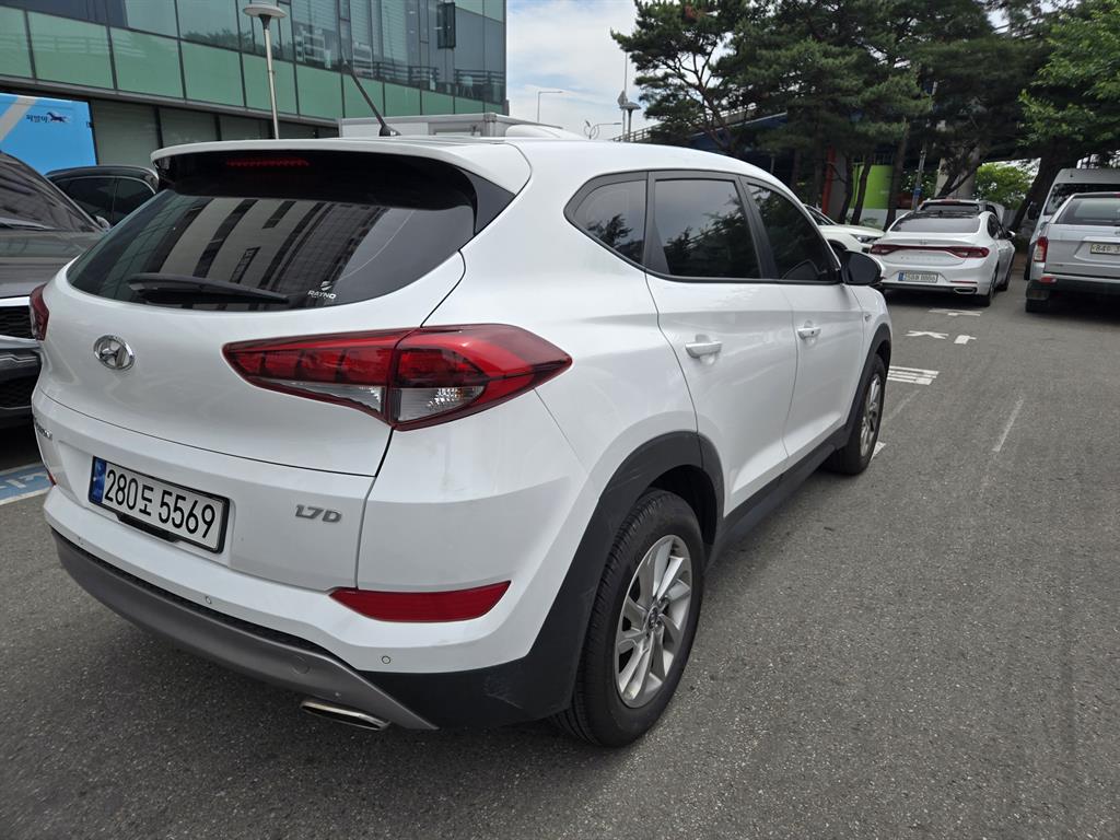 HYUNDAI Tucson - Vista 4
