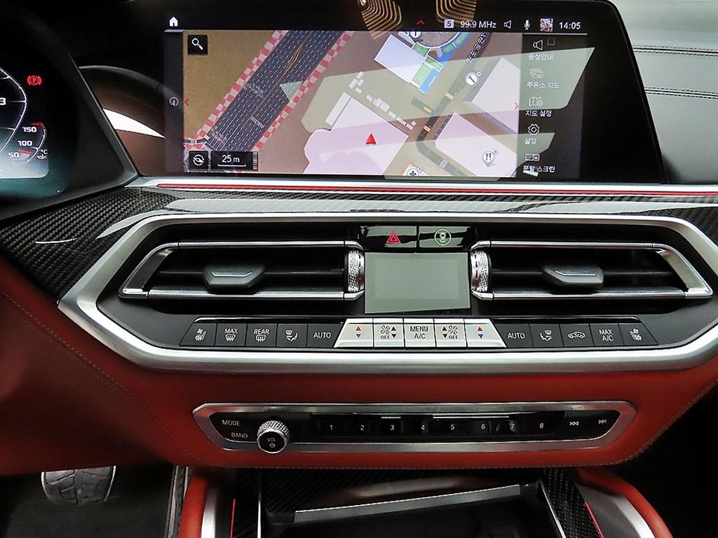 BMW X6M - Vista 12