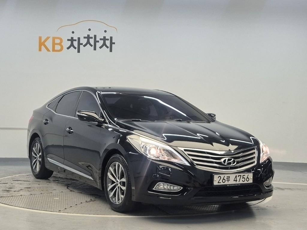 HYUNDAI Grandeur - Vista 4