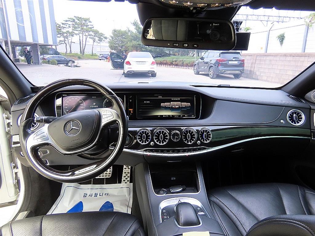Mercedes Benz S Class - Vista 7