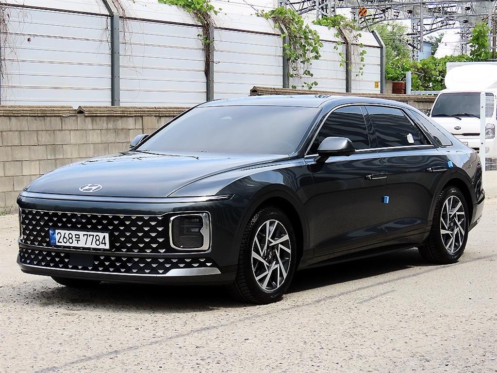 HYUNDAI Grandeur - Vista 2
