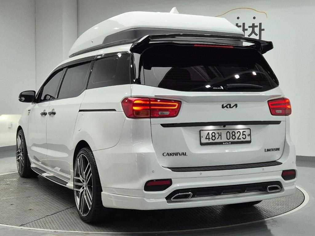 KIA Carnival - Vista 2