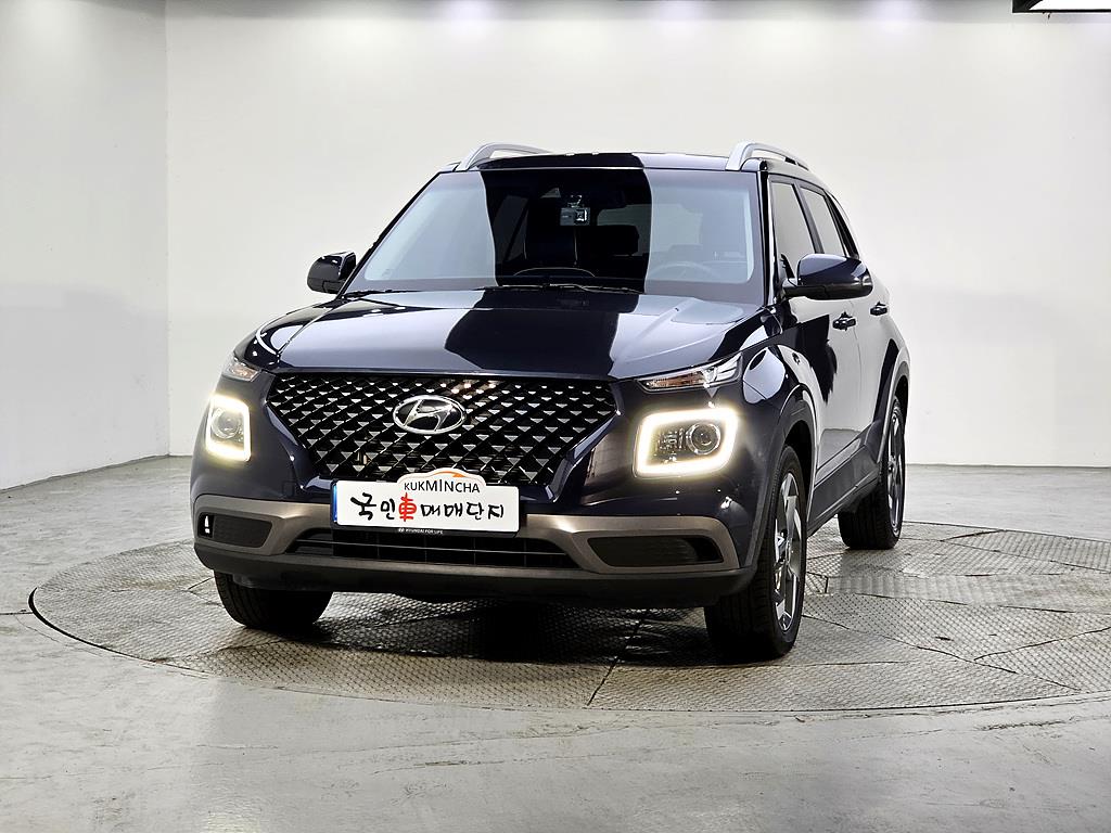 HYUNDAI Venue - Vista 2