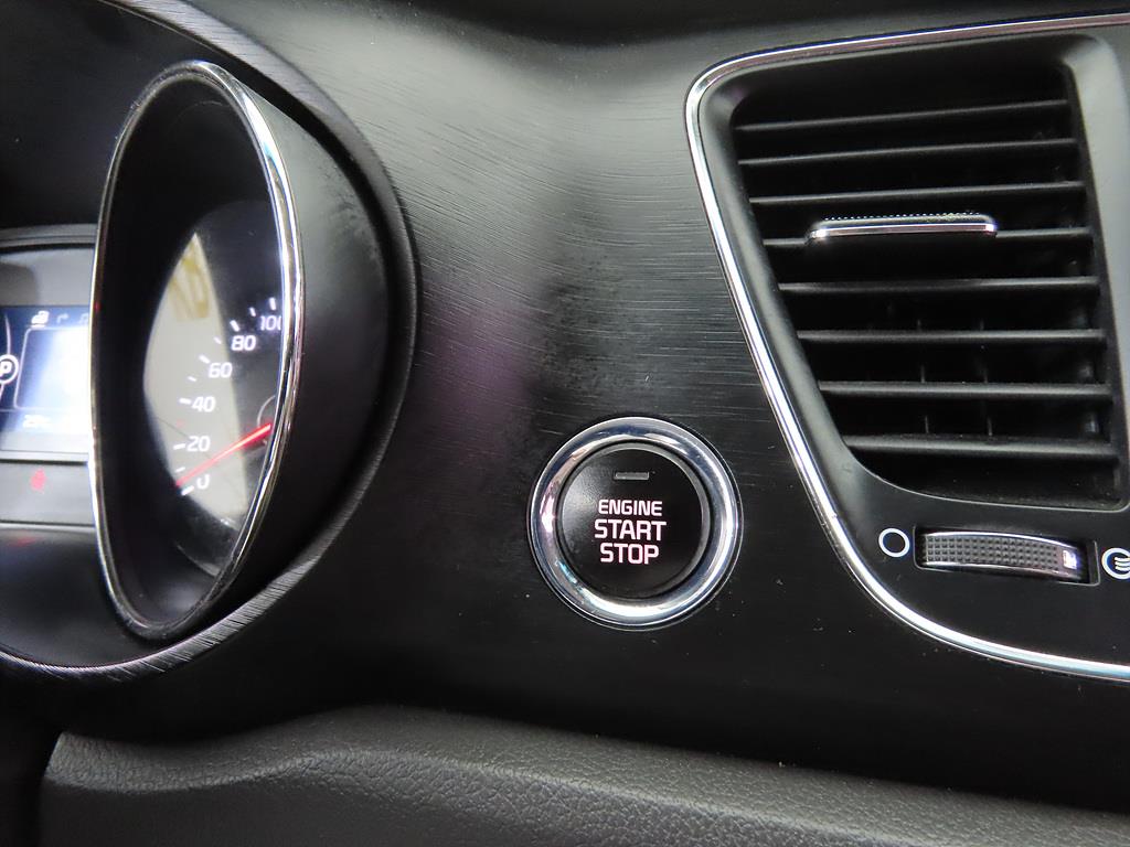 KIA Carnival 2017 Negro - Importación desde Corea - HF Imports Iquique - Foto 13