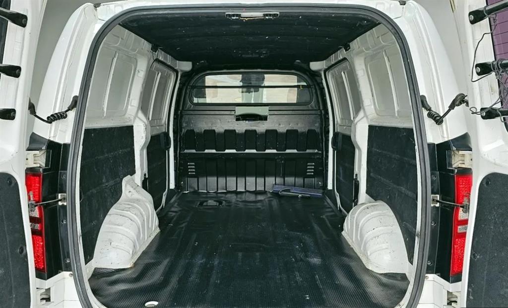 HYUNDAI Starex 2019 Blanco - Importación desde Corea - HF Imports Iquique - Foto 15