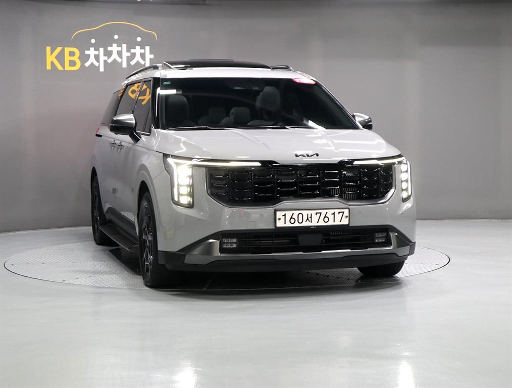 KIA Carnival - Vista 2