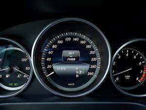 Mercedes Benz E class - Vista 12