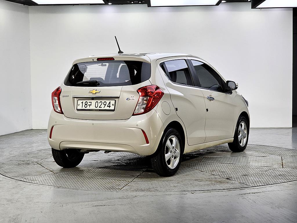 Chevrolet Spark - Vista 4