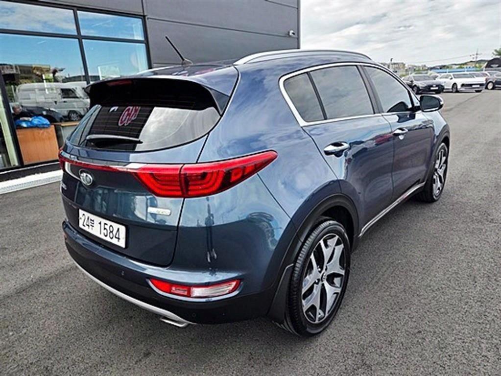 KIA Sportage - Vista 5