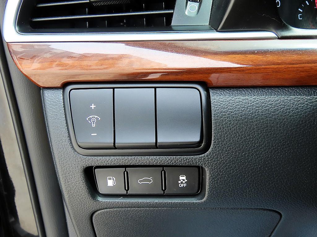 KIA K7 - Vista 12