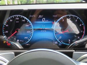 Mercedes Benz GLB Class - Vista 10