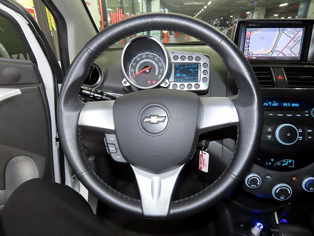 Chevrolet Spark - Vista 8
