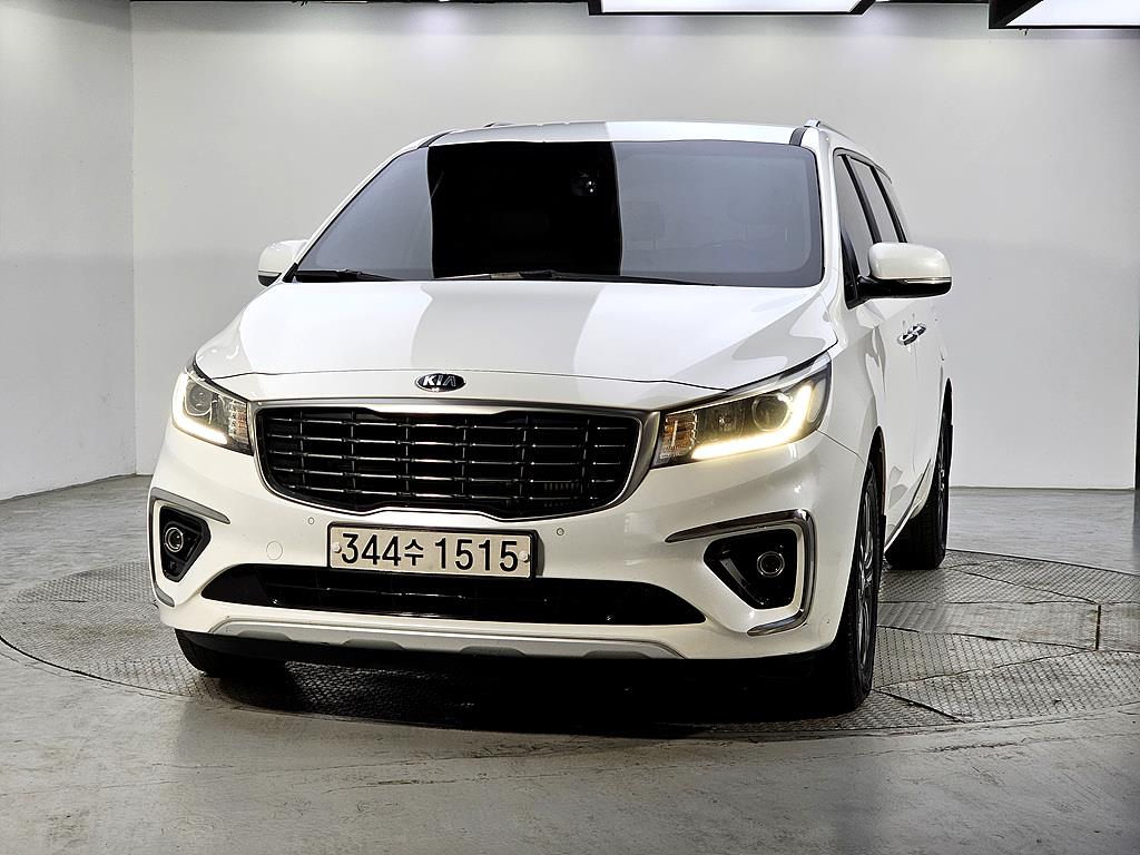 KIA Carnival - Vista 2