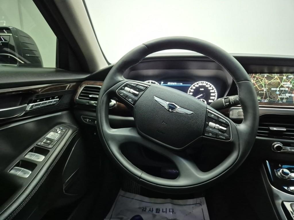 Genesis EQ900 - Vista 6