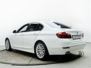BMW 5 Series - Vista 8
