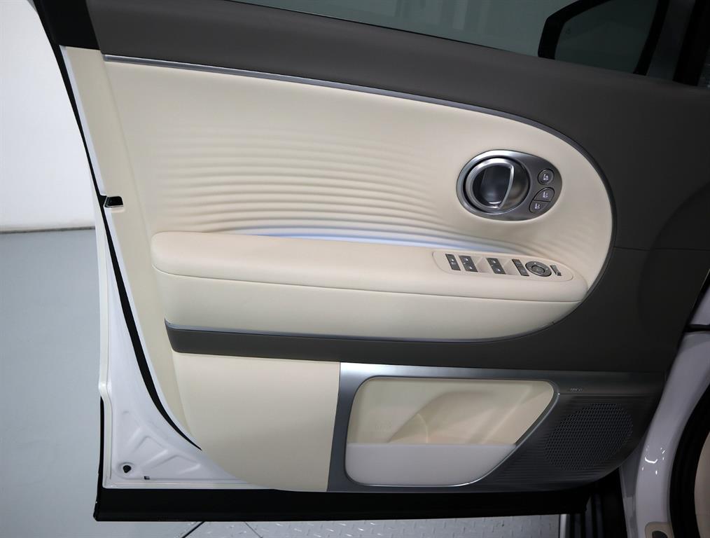 HYUNDAI IONIQ 9 - Vista 7
