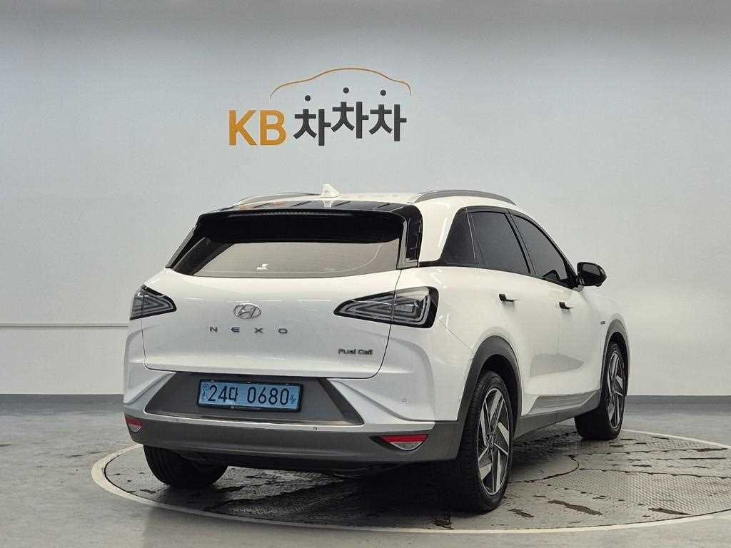HYUNDAI Nexo - Vista 3