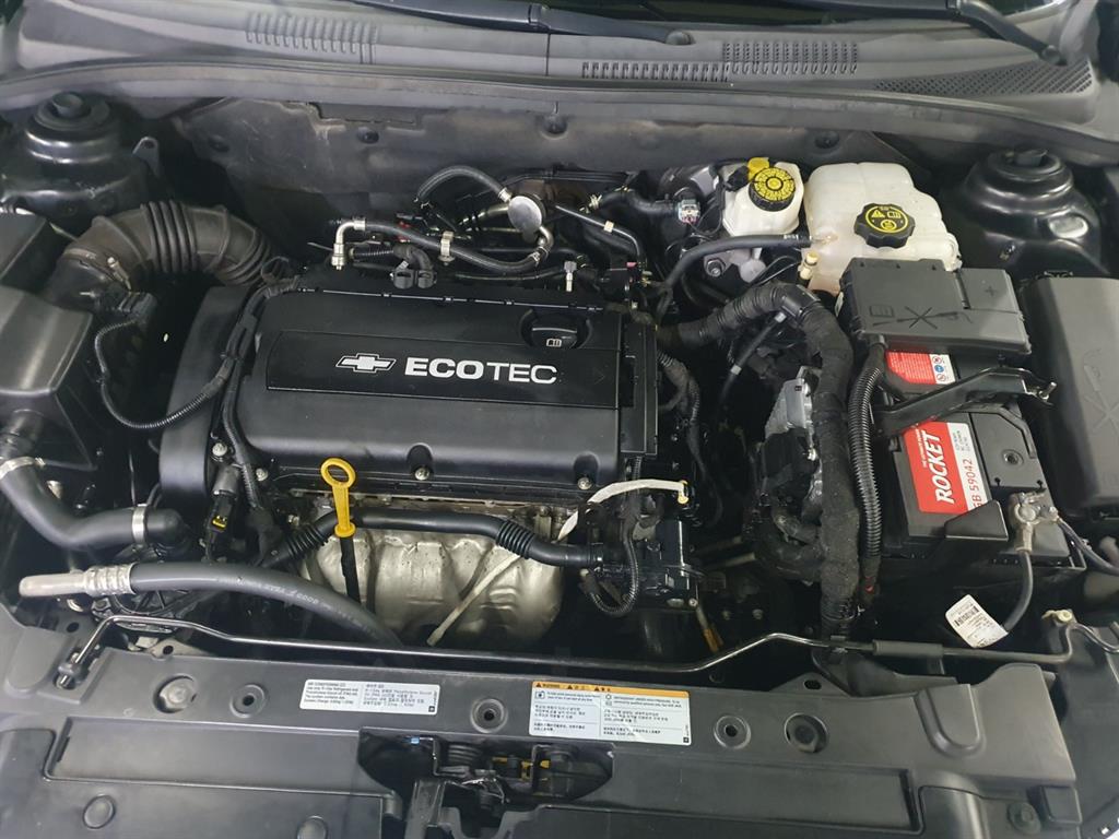 Chevrolet Cruise - Vista 9