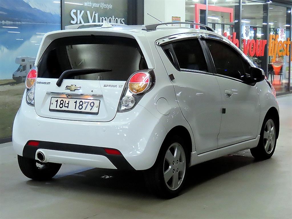 Chevrolet Spark - Vista 4