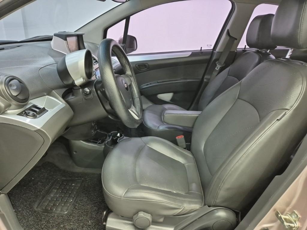 Chevrolet Spark 2013 Morado - Importación desde Corea - HF Imports Iquique - Foto 19