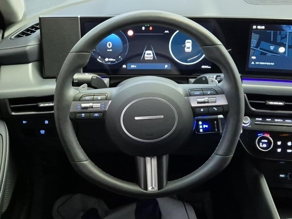 HYUNDAI Sonata - Vista 9