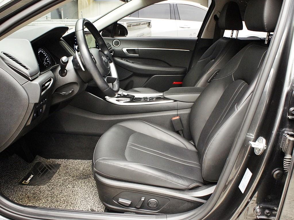 HYUNDAI Sonata - Vista 5