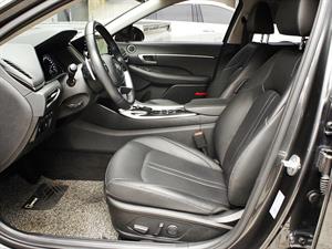 HYUNDAI Sonata - Vista 6