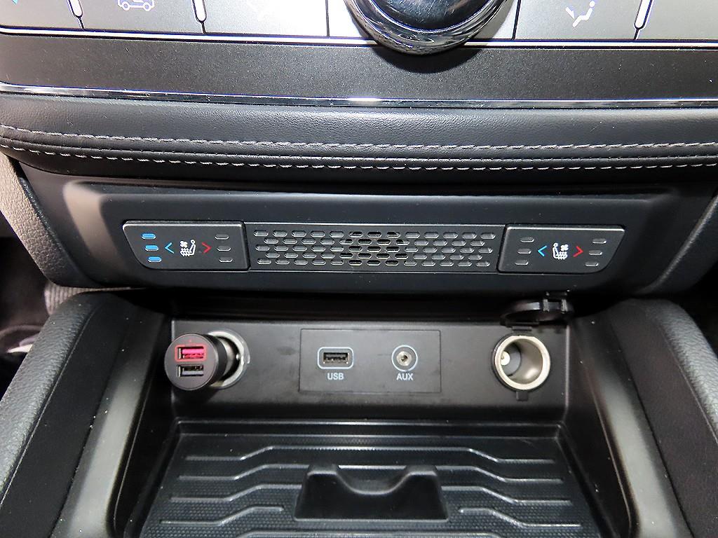 Ssangyong Rexton 2019 Azul - Importación desde Corea - HF Imports Iquique - Foto 13