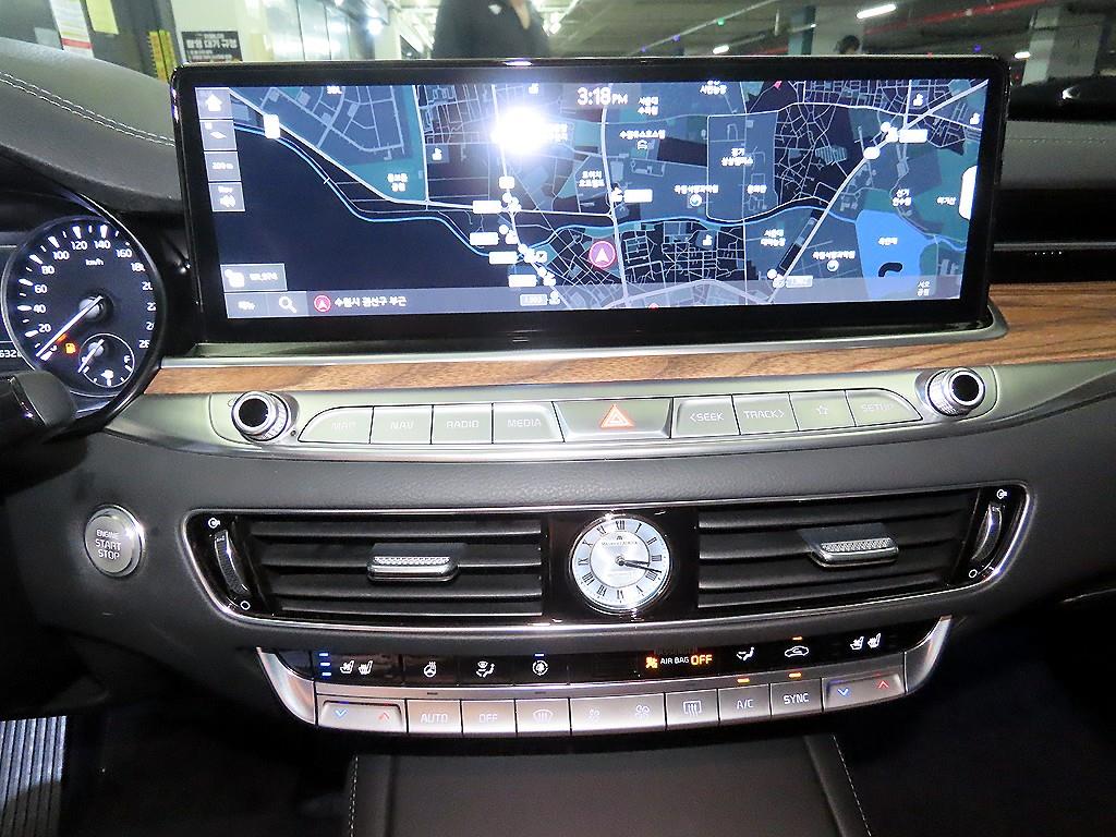 KIA K9 - Vista 11