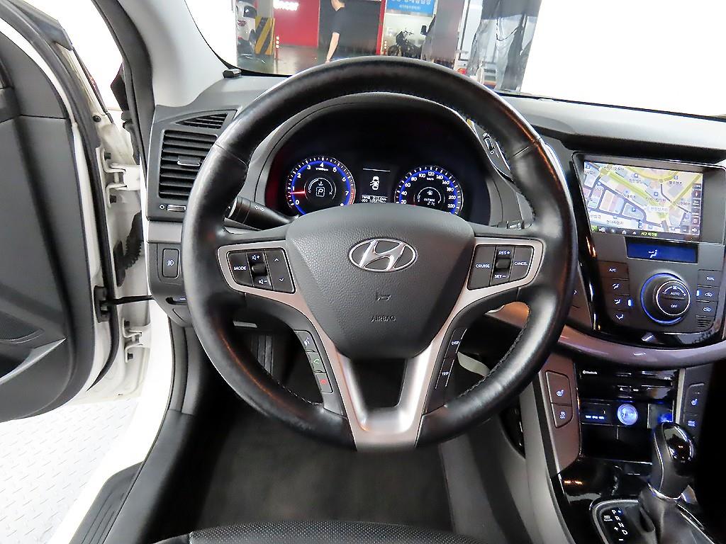 HYUNDAI i40 - Vista 9