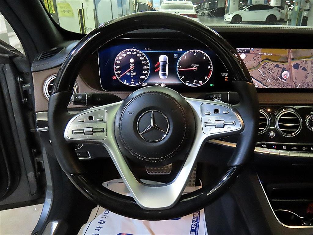 Mercedes Benz S Class - Vista 8