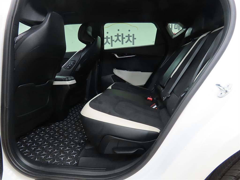 KIA EV6 - Vista 6