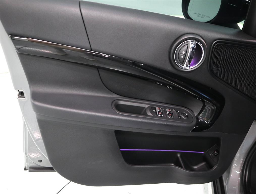 Mini Countryman - Vista 8