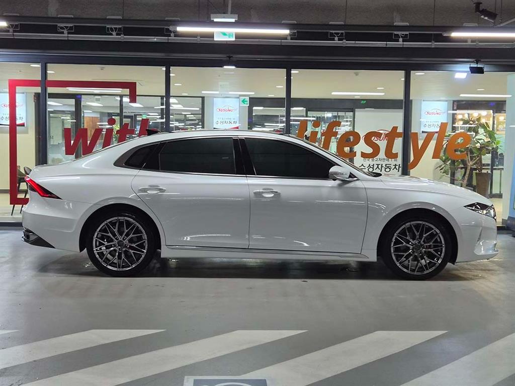 HYUNDAI Grandeur - Vista 3