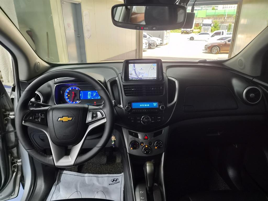 Chevrolet Trax 2015 Plateado - Importación desde Corea - HF Imports Iquique - Foto 15