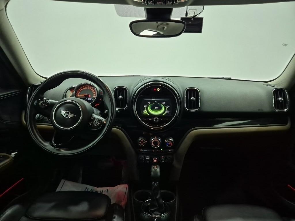 Mini Countryman - Vista 7
