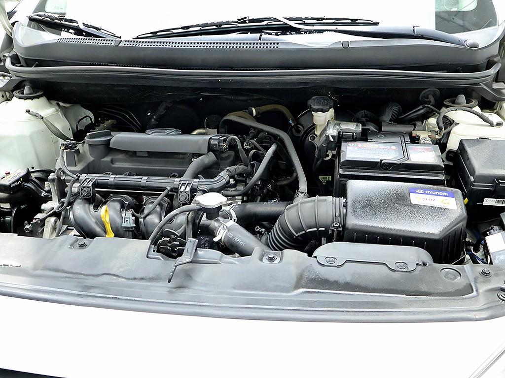 HYUNDAI Accent 2017 Blanco - Importación desde Corea - HF Imports Iquique - Foto 8