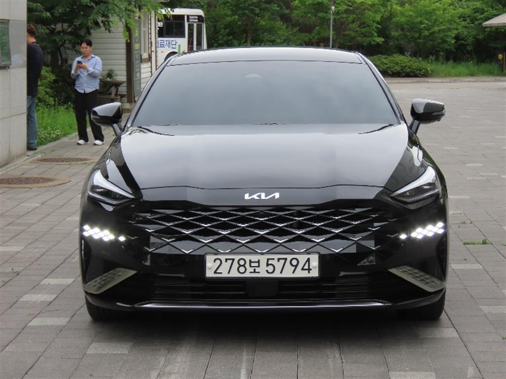 KIA K8 2023 Negro - Importación desde Corea - HF Imports Iquique - Foto 1