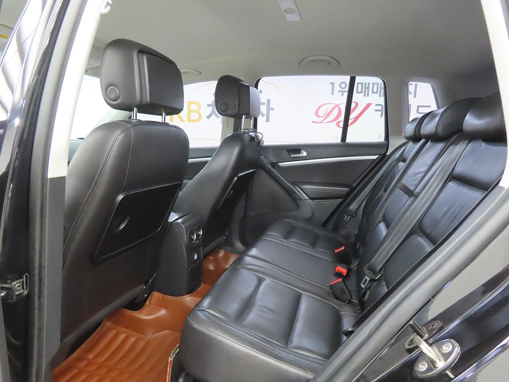 Volkswagen Tiguan - Vista 6