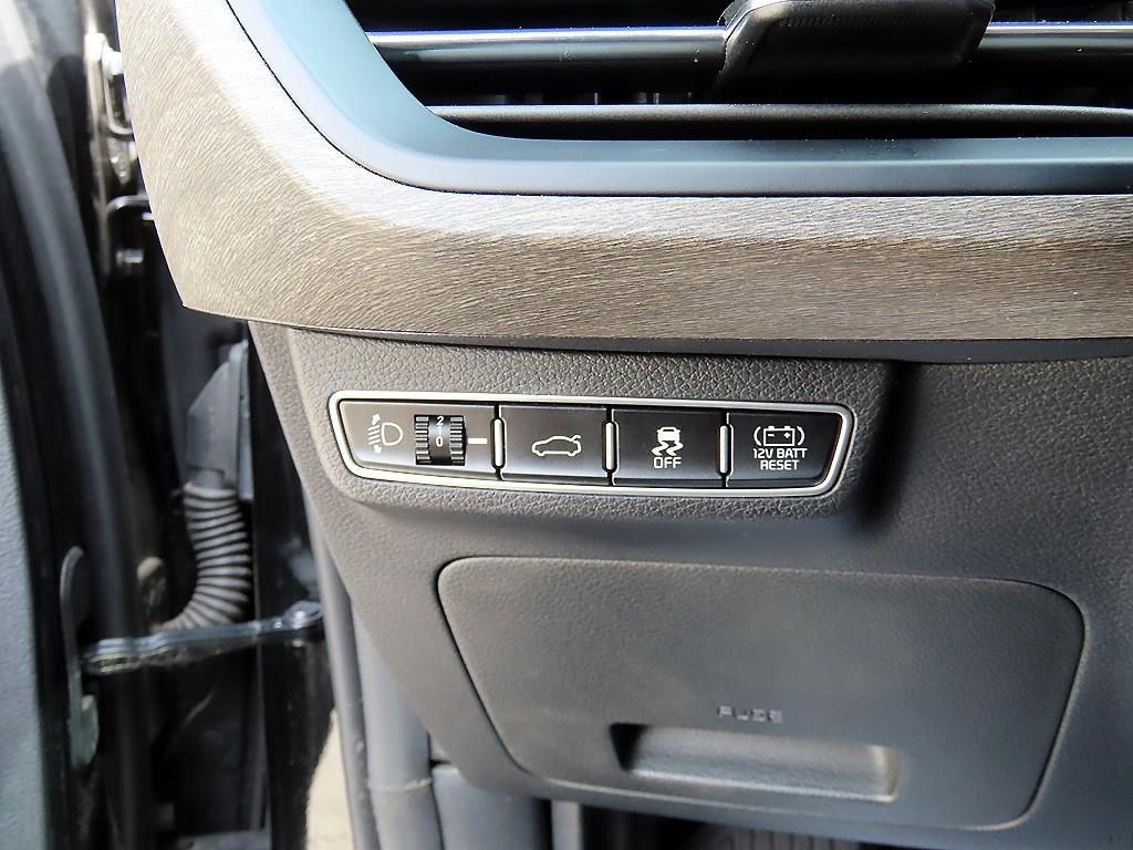 KIA K8 - Vista 11