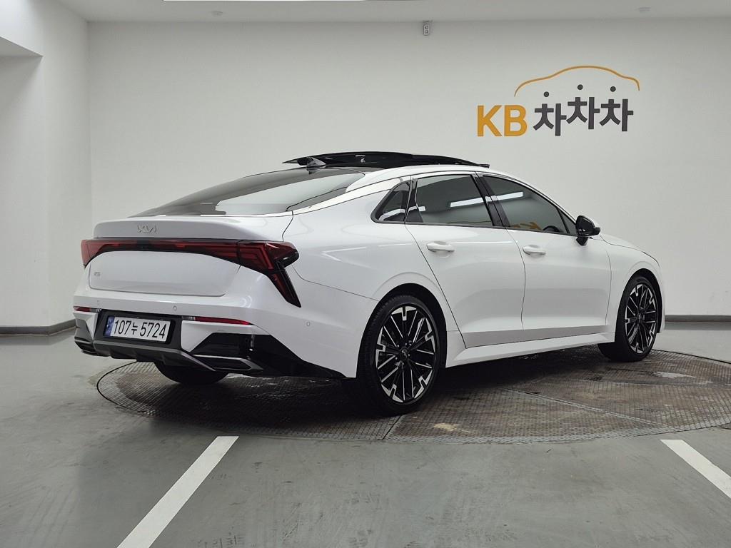 KIA K5 - Vista 4