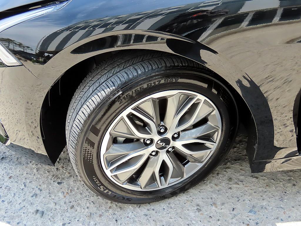 KIA K5 2022 Negro - Importación desde Corea - HF Imports Iquique - Foto 20
