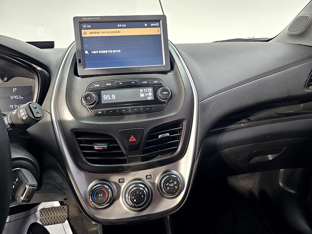 Chevrolet Spark 2016 Plateado - Importación desde Corea - HF Imports Iquique - Foto 15